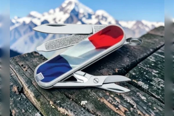 Victorinox Classic SD Drapeau Français
